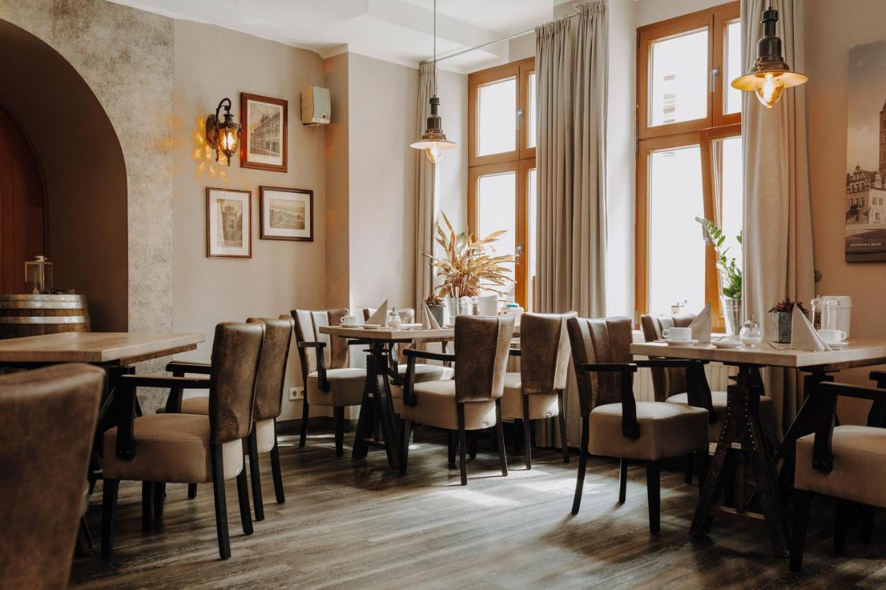 Hotel Schwarzer Adler Stendal Eksteriør bilde